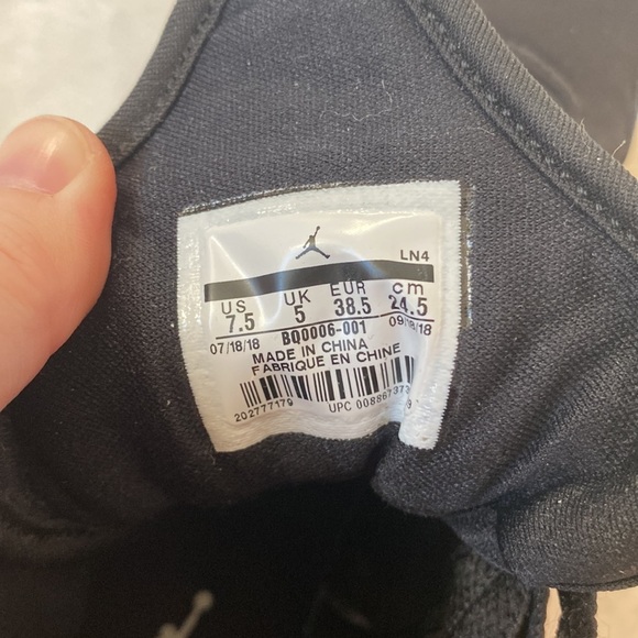 Women’s Air Jordan 3 Retro EXP XX Black Sail - Picture 7 of 13